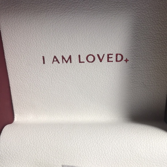 Sterling silver infinity; still in box never removed never wear jewelry anymore - Picture 3 of 5